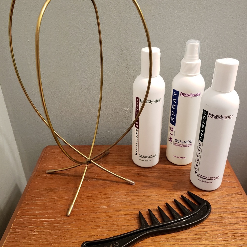 Wig accessories